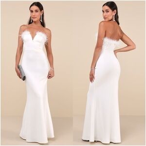 LULU’S Extraordinary Glam White Feather Strapless Mermaid Maxi Dress